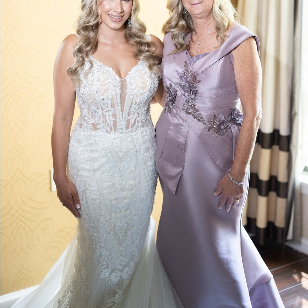 Martin Thornburg Branson Wedding Dress 122231 - Picture 13 of 17